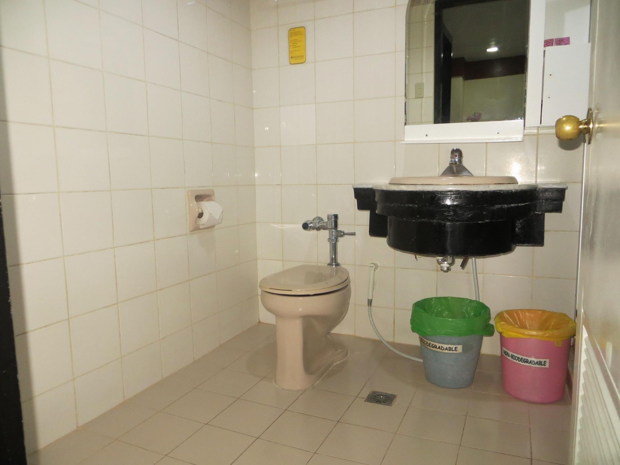Paragon Suites Cebu Buitenkant foto