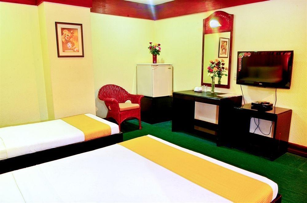 Paragon Suites Cebu Buitenkant foto