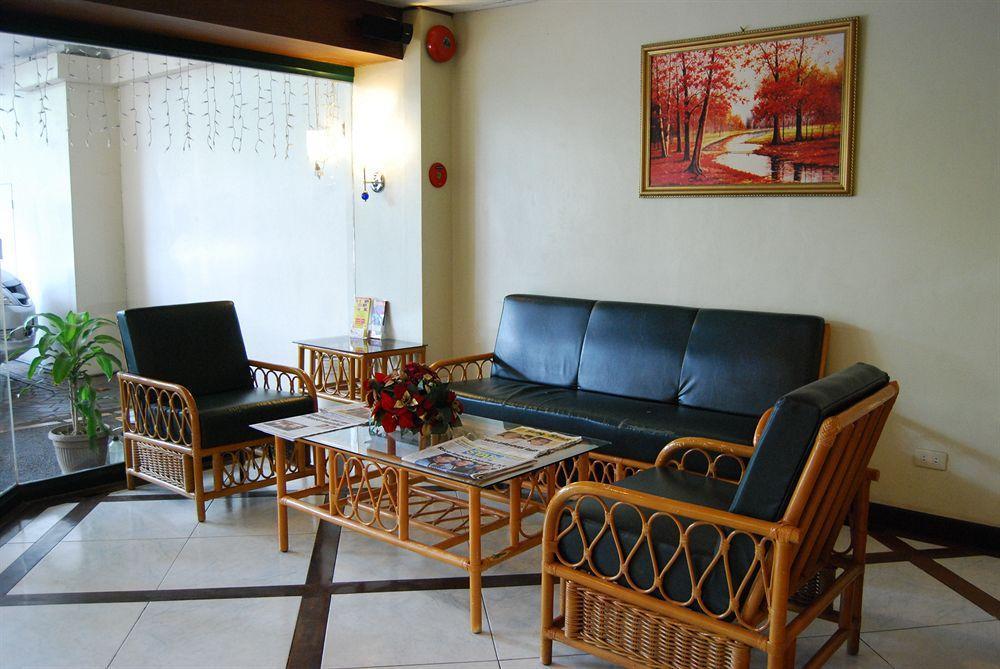 Paragon Suites Cebu Buitenkant foto