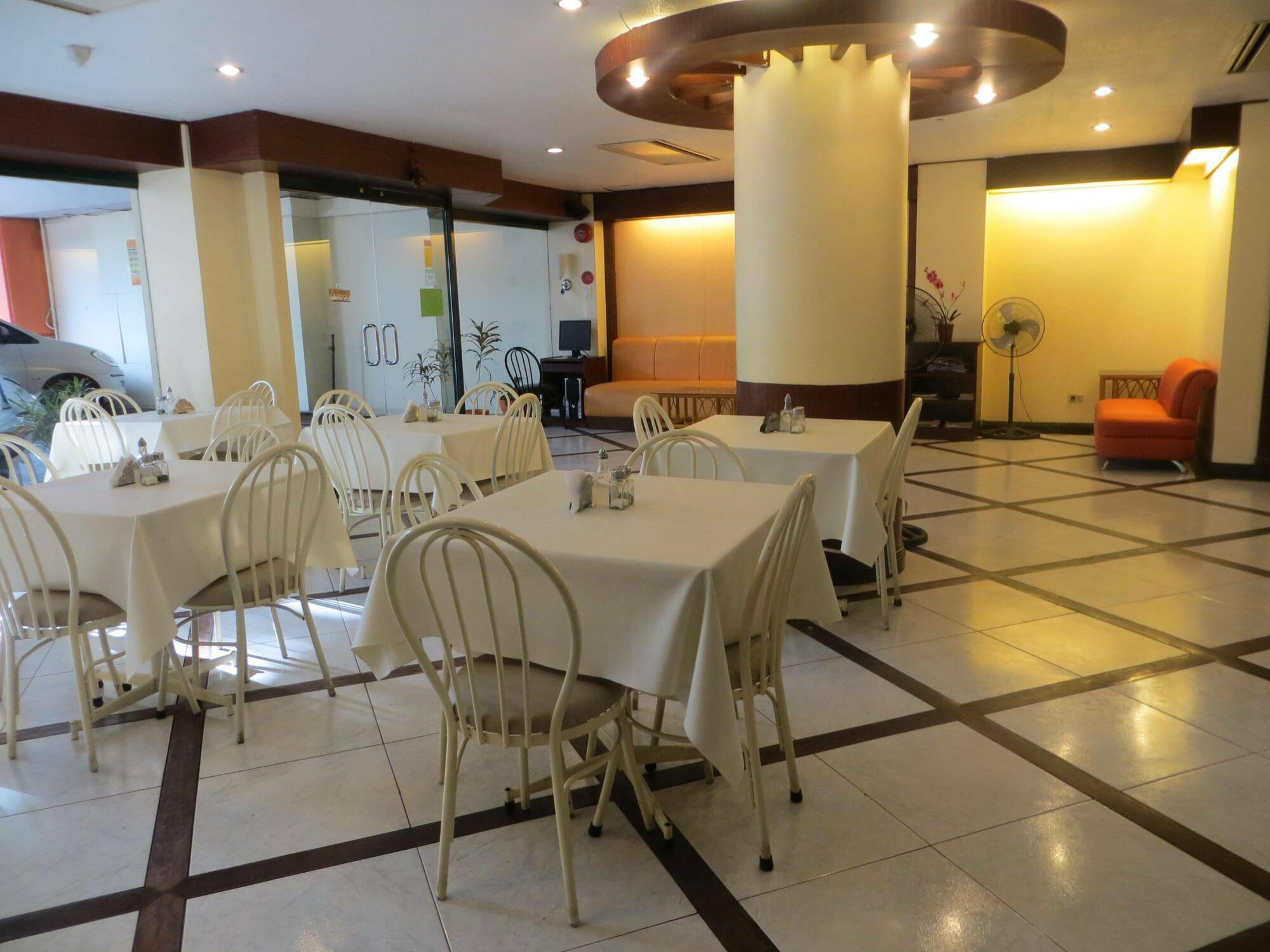 Paragon Suites Cebu Buitenkant foto